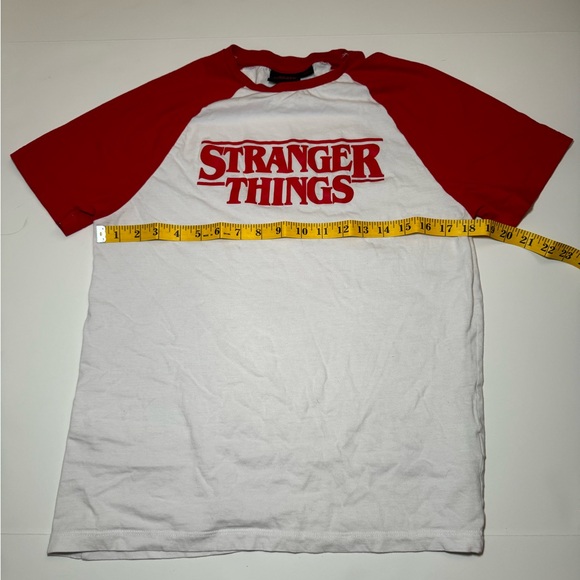 Stranger things tshirt size S - Picture 3 of 5
